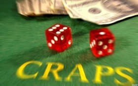 Catatan privasi saat memakai hiburan online